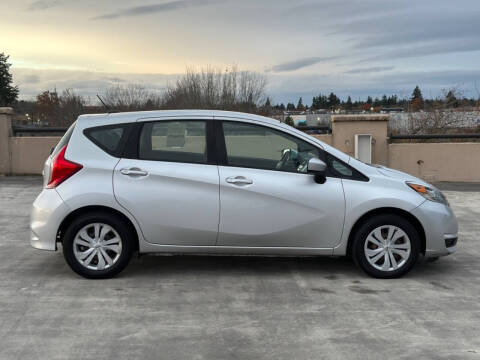 2017 Nissan Versa Note SV