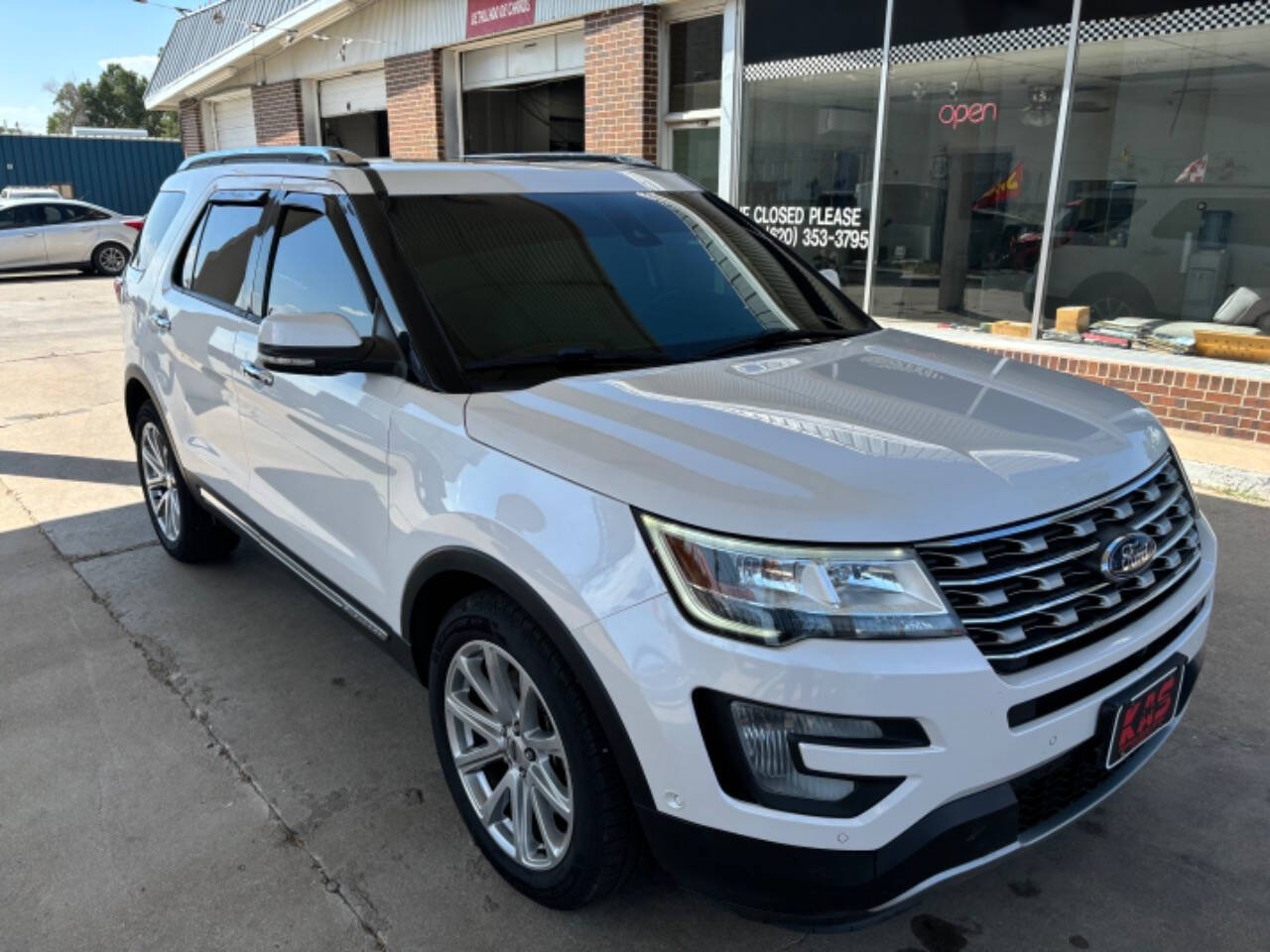 2017 Ford Explorer for sale at Kansas Auto Sales in Ulysses, KS