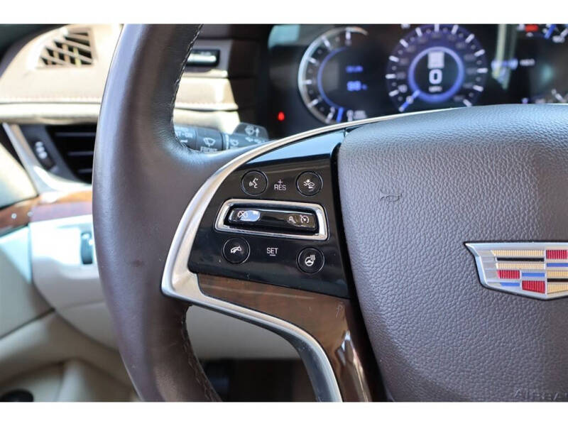 2017 Cadillac Escalade Luxury