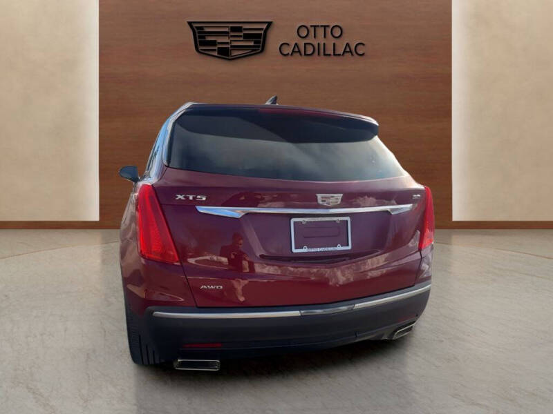 2017 Cadillac XT5 Premium Luxury