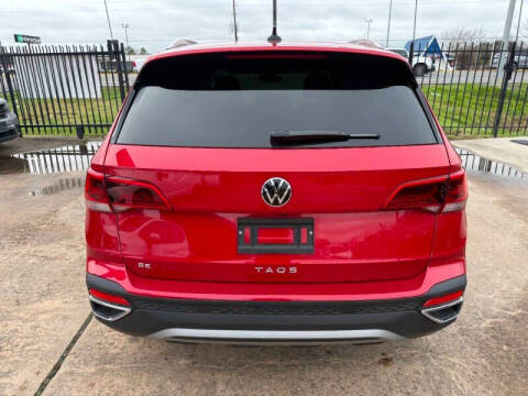 2024 Volkswagen Taos SE