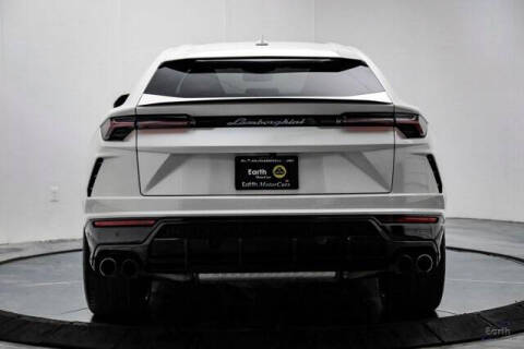 2022 Lamborghini Urus