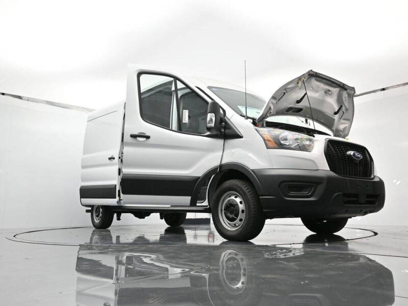 2025 Ford Transit 250