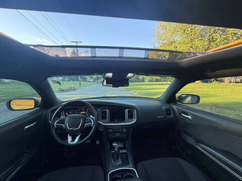 2017 Dodge Charger SXT
