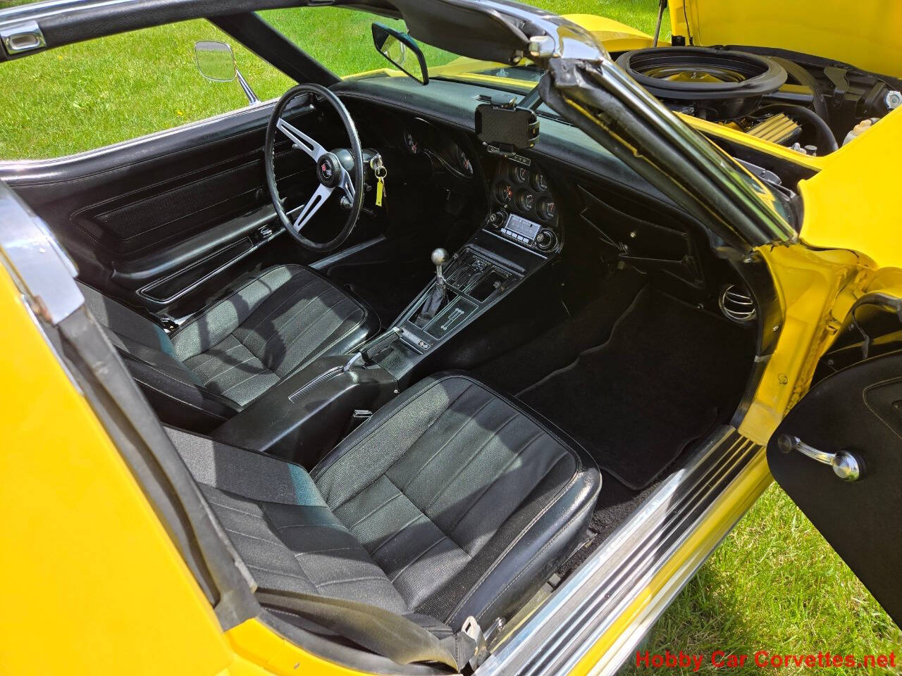 1974 Chevrolet Corvette 23