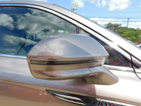 2019 Lincoln Nautilus Reserve