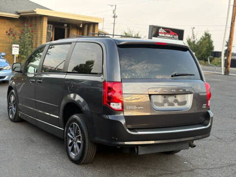 2015 Dodge Grand Caravan SXT Plus