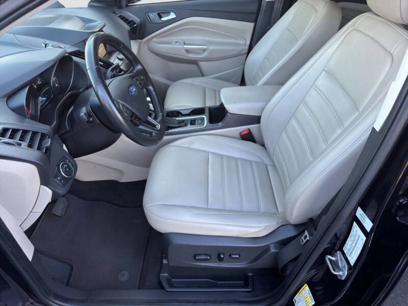 2019 Ford Escape SEL