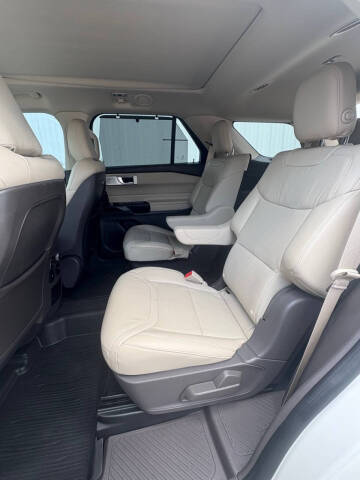 2020 Ford Explorer Platinum