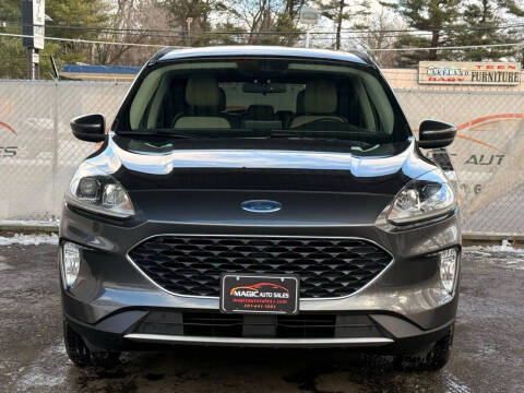 2020 Ford Escape SEL