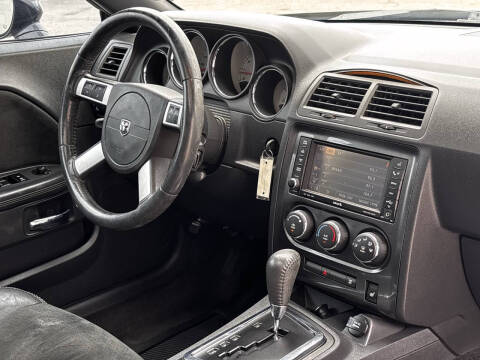 2010 Dodge Challenger SRT8