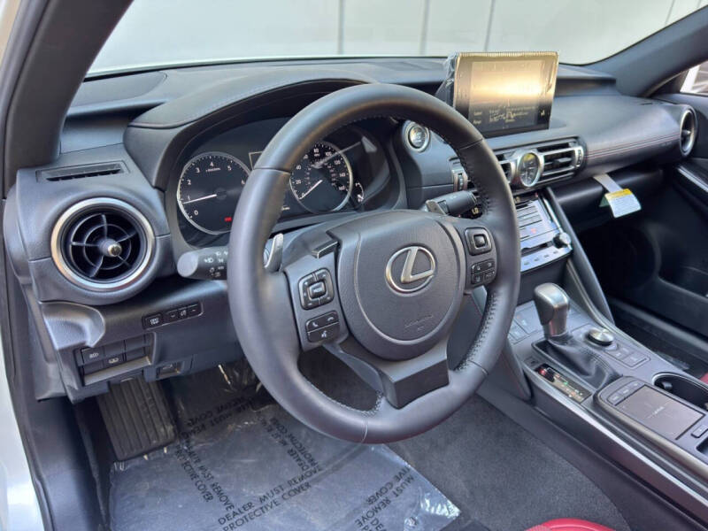 2022 Lexus IS 300