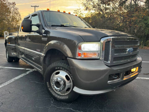 2005 Ford F-350 Super Duty for sale at Amazing Luxury Motors LLC in Gainesville GA