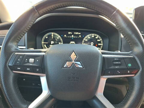 2024 Mitsubishi Outlander PHEV SE