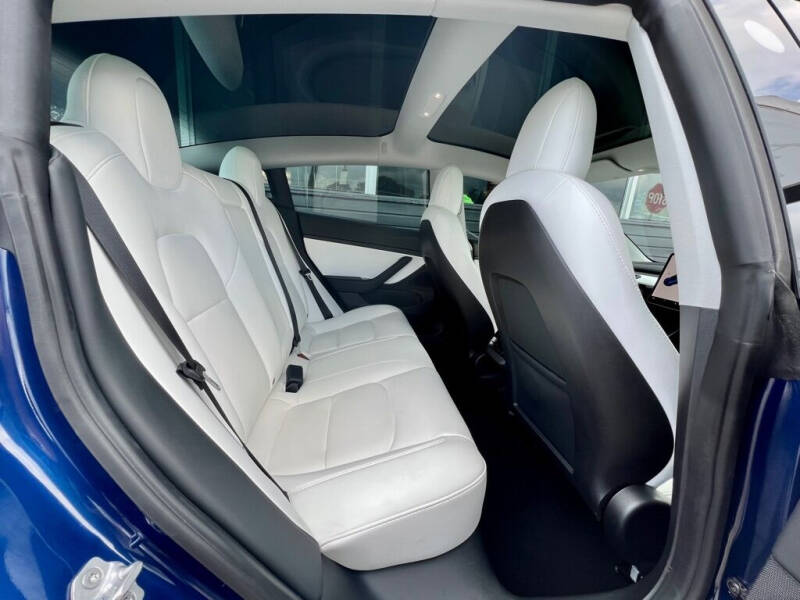 2020 Tesla Model 3 Performance