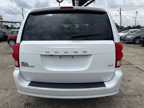 2020 Dodge Grand Caravan SXT