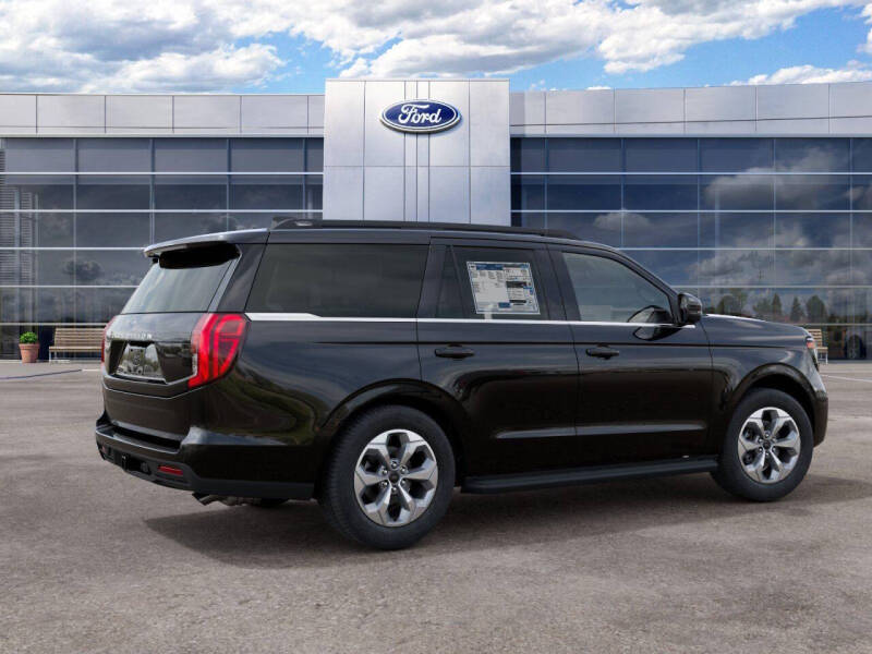 2027 Ford Expedition Active