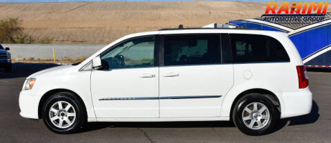 2012 Chrysler Town and Country Touring