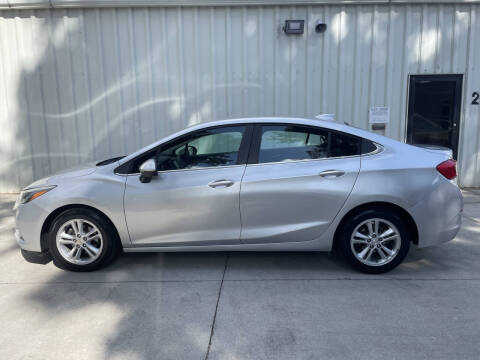 2017 Chevrolet Cruze LT Auto