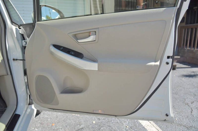 2015 Toyota Prius Three