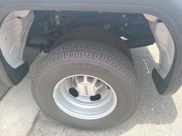 2025 GMC Sierra 3500HD