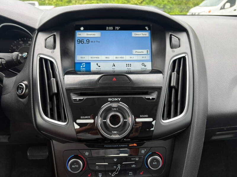 2018 Ford Focus Titanium
