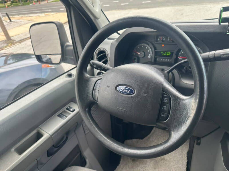 2014 Ford E-Series E-250