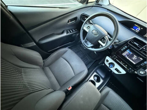2016 Toyota Prius Two