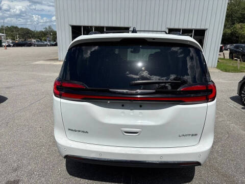 2023 Chrysler Pacifica Limited