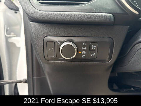 2021 Ford Escape SE