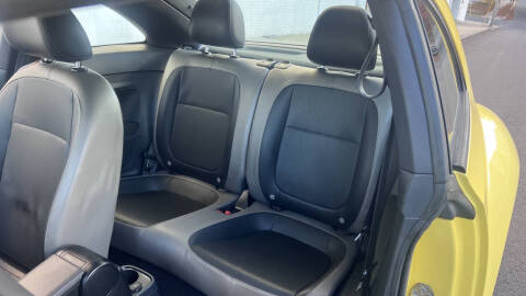 2015 Volkswagen Beetle 1.8T Classic PZEV