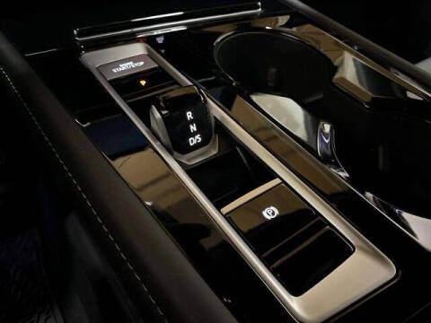 2025 Volkswagen Atlas Cross Sport SE 4Motion