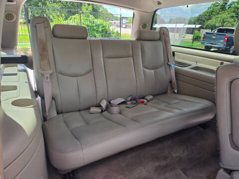 2004 Cadillac Escalade ESV