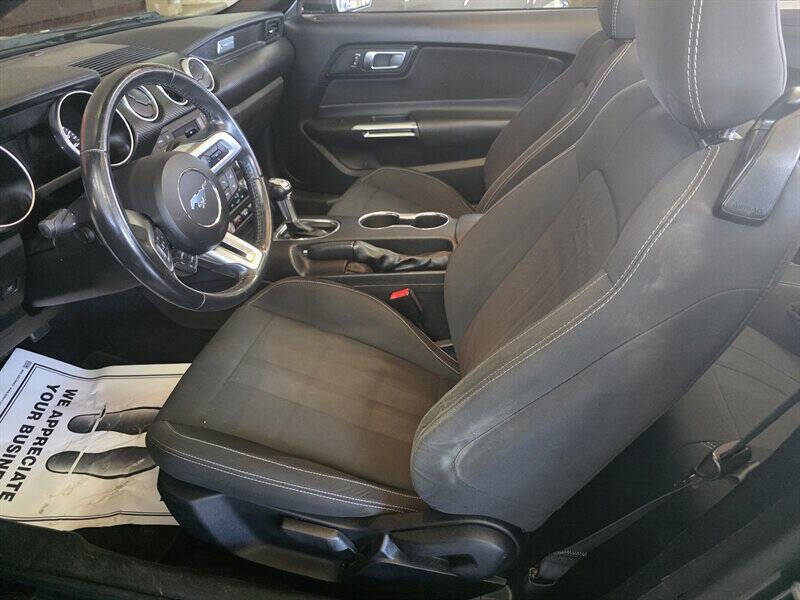 2019 Ford Mustang EcoBoost