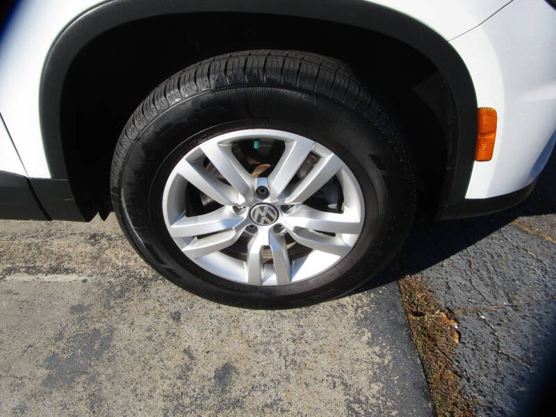 2017 Volkswagen Tiguan 2.0T S 4Motion