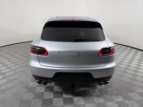 2016 Porsche Macan S