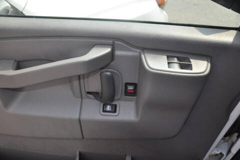 2017 Chevrolet Express 2500