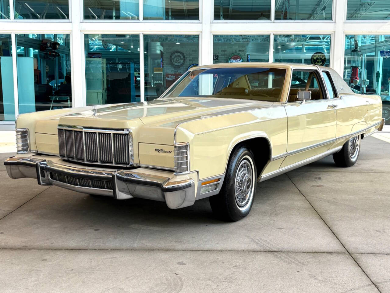 1976 Lincoln Continental 1