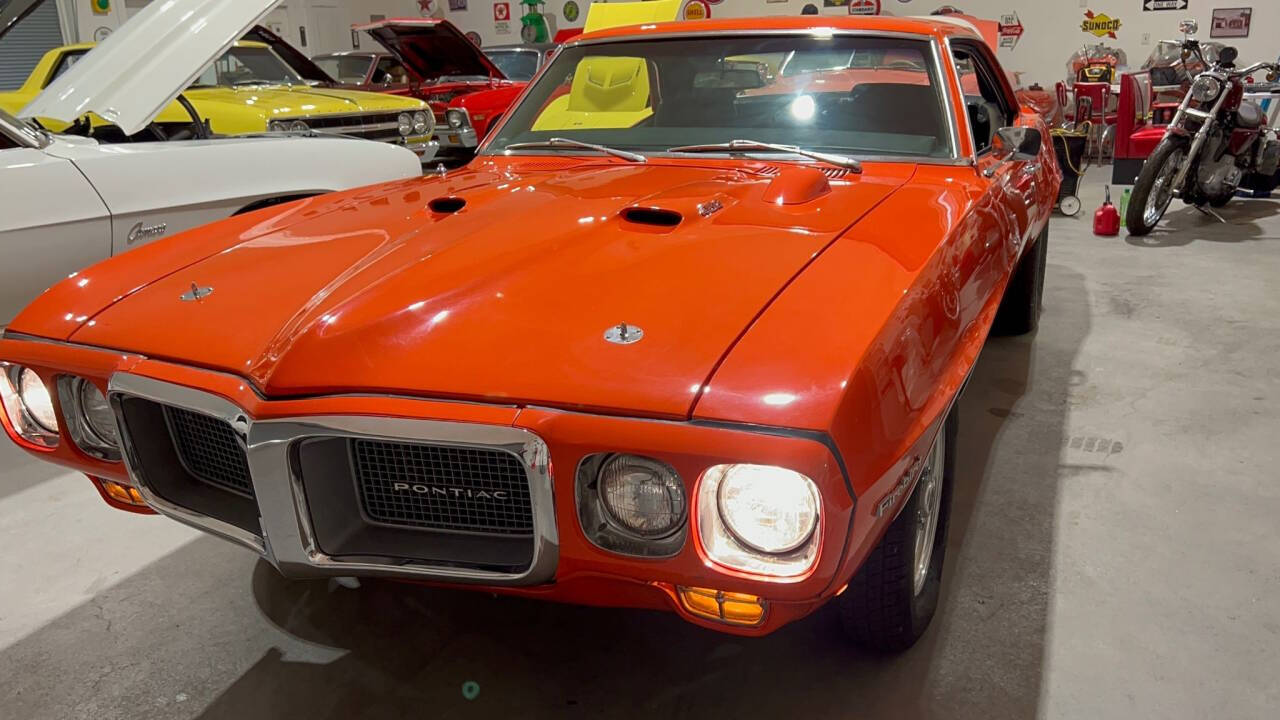 1969 Pontiac Firebird 86