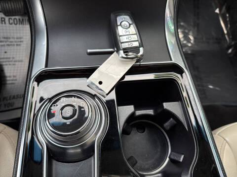 2019 Ford Edge Titanium