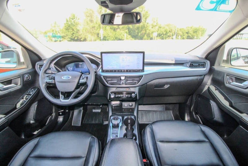 2023 Ford Escape Platinum