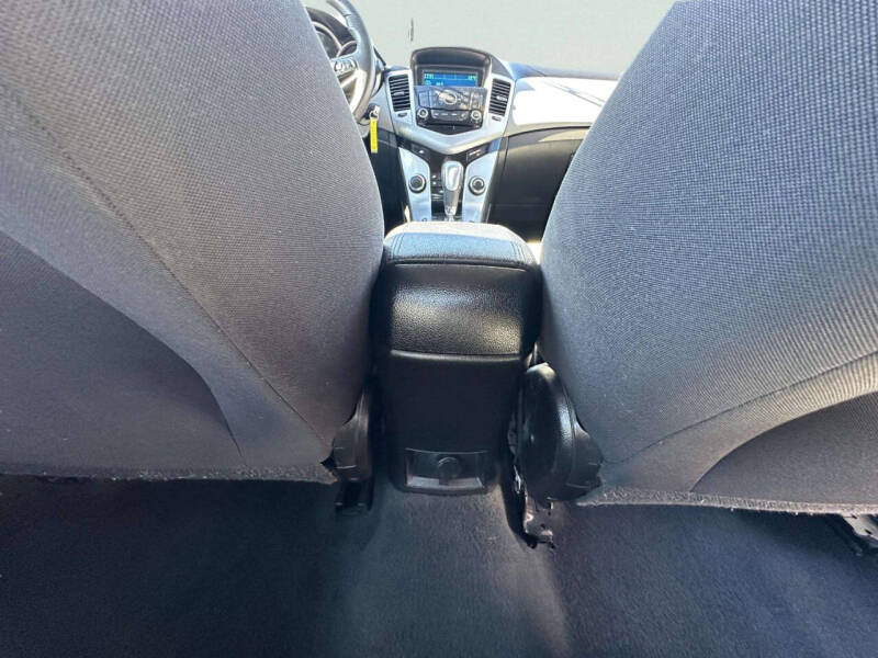 2016 Chevrolet Cruze Limited LS Auto