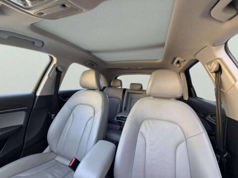 2016 Audi Q3 2.0T quattro Premium Plus