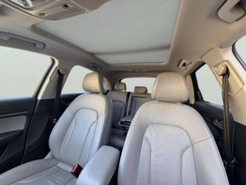 2016 Audi Q3 2.0T quattro Premium Plus