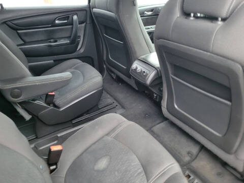 2015 GMC Acadia SLE-2