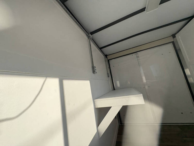 2025 Hook and Line  6x12