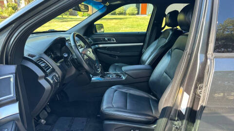2017 Ford Explorer XLT