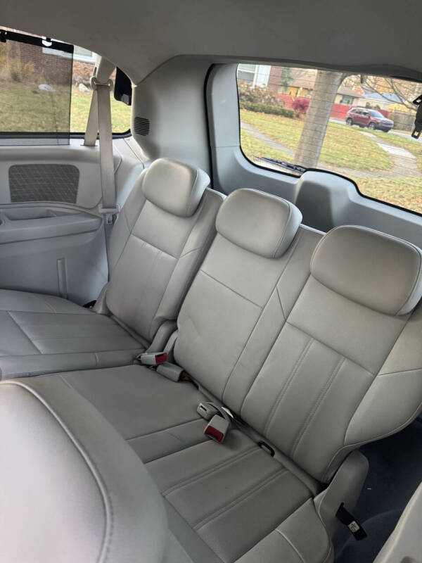 2008 Chrysler Town and Country Touring