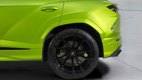 2020 Lamborghini Urus
