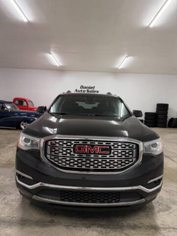 2017 GMC Acadia Denali